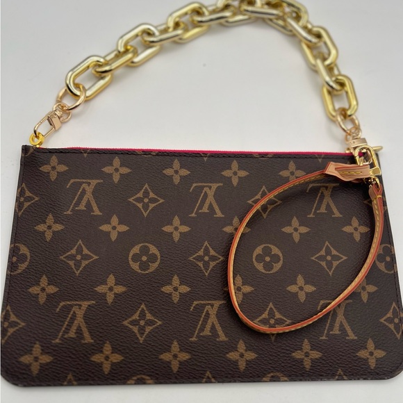 NWOT authentic Louis Vuitton neverfull pouch 🔥🔥 - Picture 4 of 10